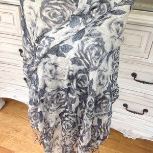 Beautiful Black/Gray/White Floral Wrap